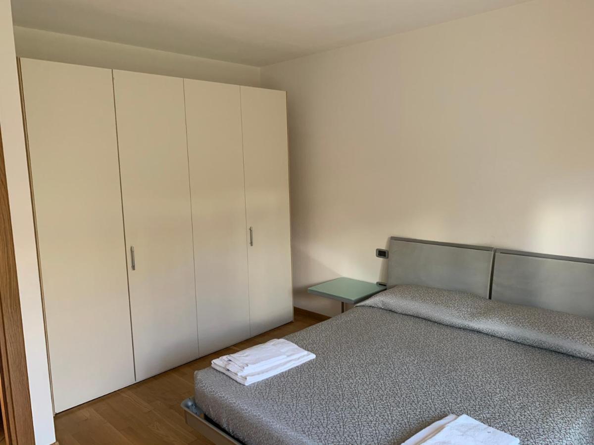 Appartamento Ivonn Con Giardino Riva del Garda Kültér fotó